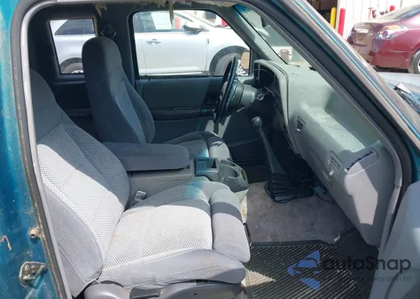 1994 Ford Ranger Super Cab from USA, damaged, VIN 1FTCR14X5RPA96177